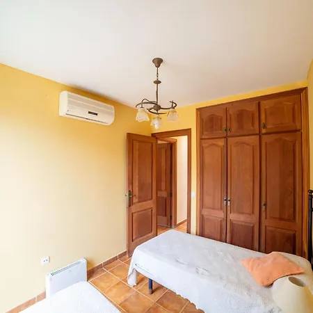 Сasa de vacaciones With Pool *