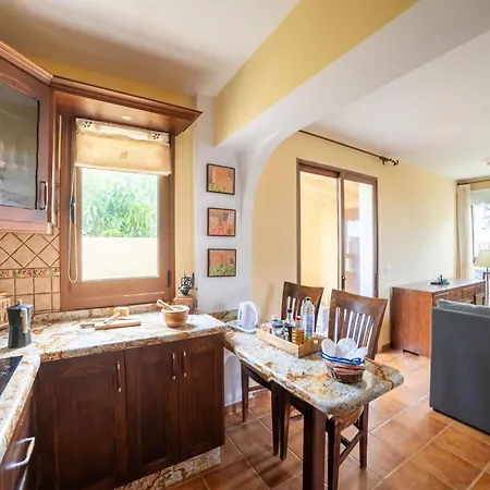 With Pool Сasa de vacaciones Teno