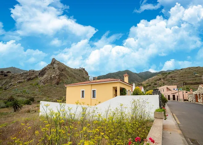 With Pool Vakantiehuis Teno